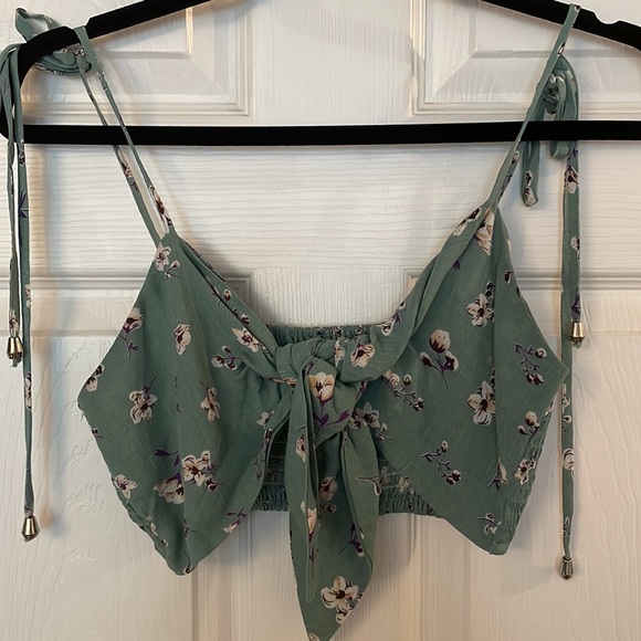 2 piece set (worn once) - Picture 2 of 5